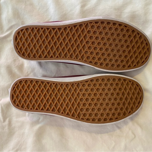 Vans - Picture 3 of 4